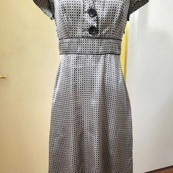 Vintage Studio Y Beautiful Satin Dress with Puffed Sleeve size 5 - Picture 14 of 16